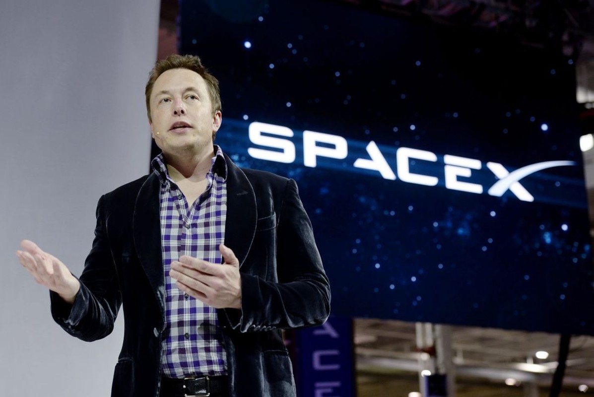 CEO Elon Musk canh bao cuoc song tren sao Hoa: 