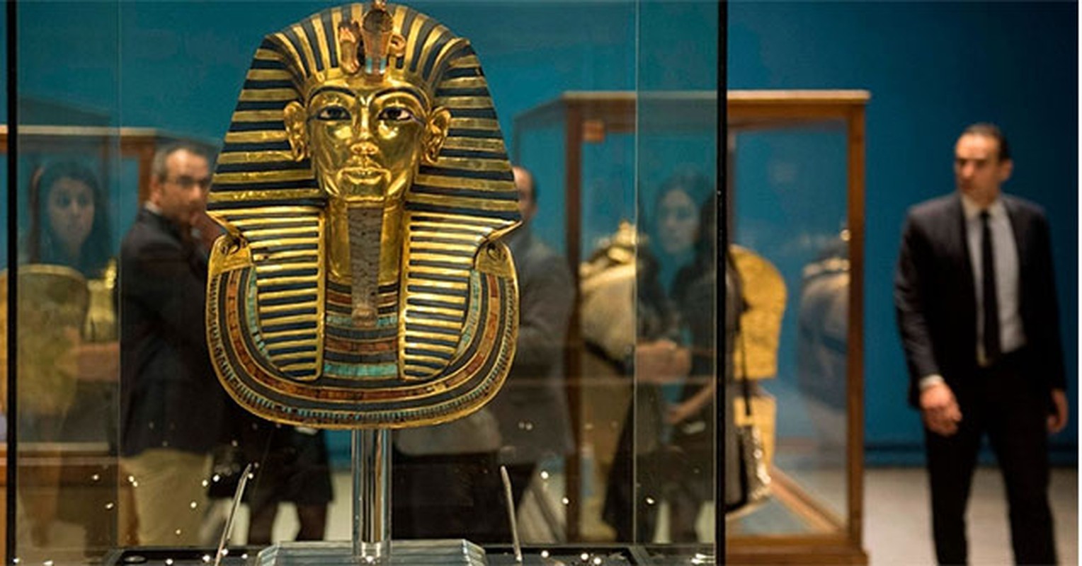 Mo mo pharaoh Tutankhamun, kinh ngac thay bau vat dan lo dien-Hinh-9