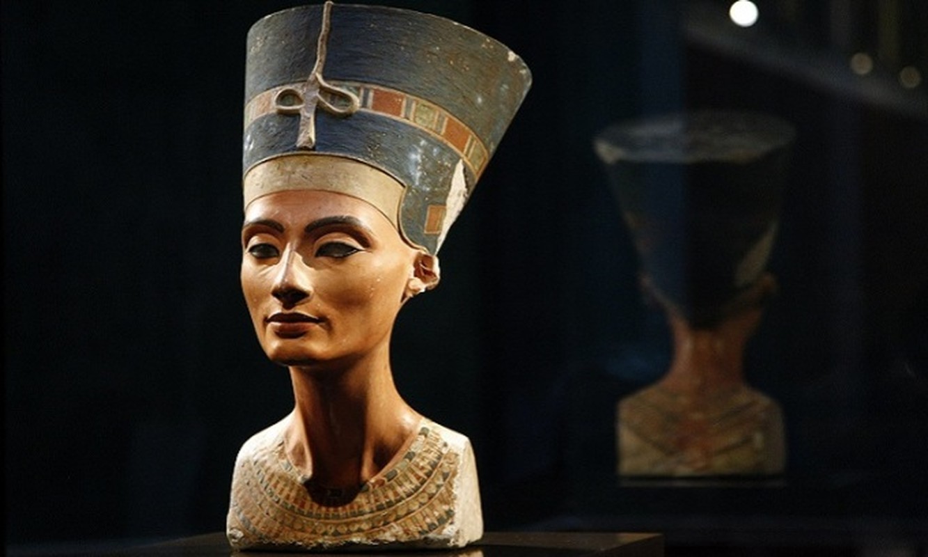 Ro tin tim thay xac uop nu hoang Nefertiti, gioi khao co choang vang-Hinh-3