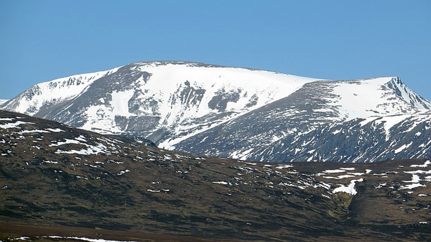 Bi an quai vat mau xam xuat hien tren ngon nui cao cua Scotland-Hinh-5