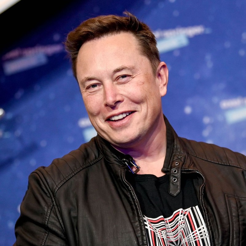 Sot xinh xich tiet lo cua Elon Musk ve UFO ghe tham Trai dat-Hinh-4