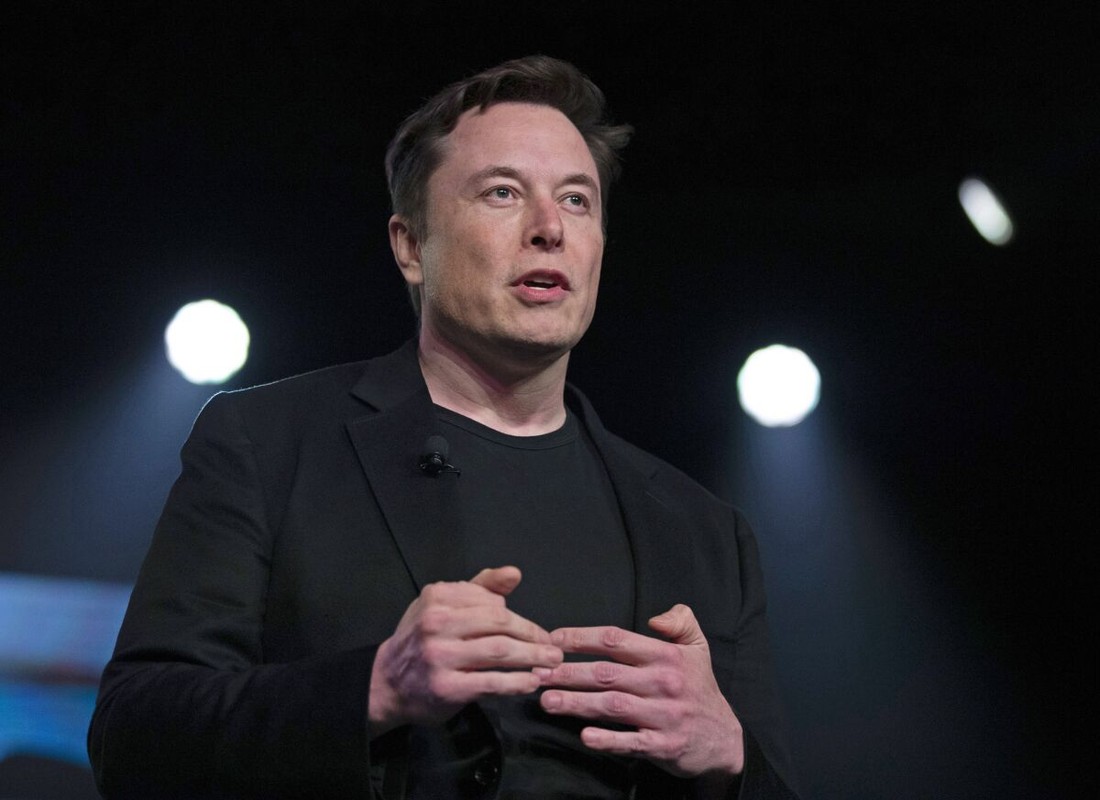 Ty phu Elon Musk hua hen tiet lo gi ve nguoi ngoai hanh tinh?-Hinh-5