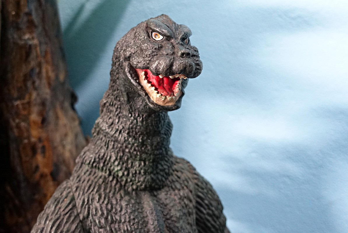 Lanh nguoi truyen thuyet ve quai vat khong lo Godzilla “trung phat” con nguoi-Hinh-3