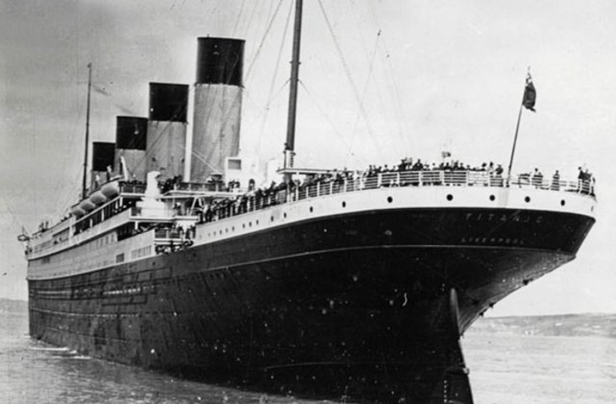 Vi sao xac tau Titanic huyen thoai khong duoc truc vot suot 111 nam?