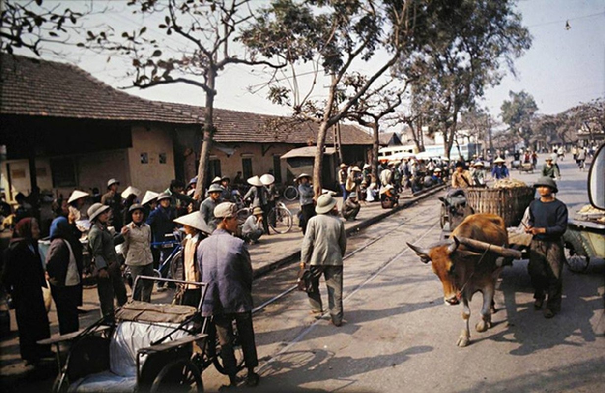 Anh mau song dong ve cuoc song cua nguoi Ha Noi nhung nam 1970-Hinh-10