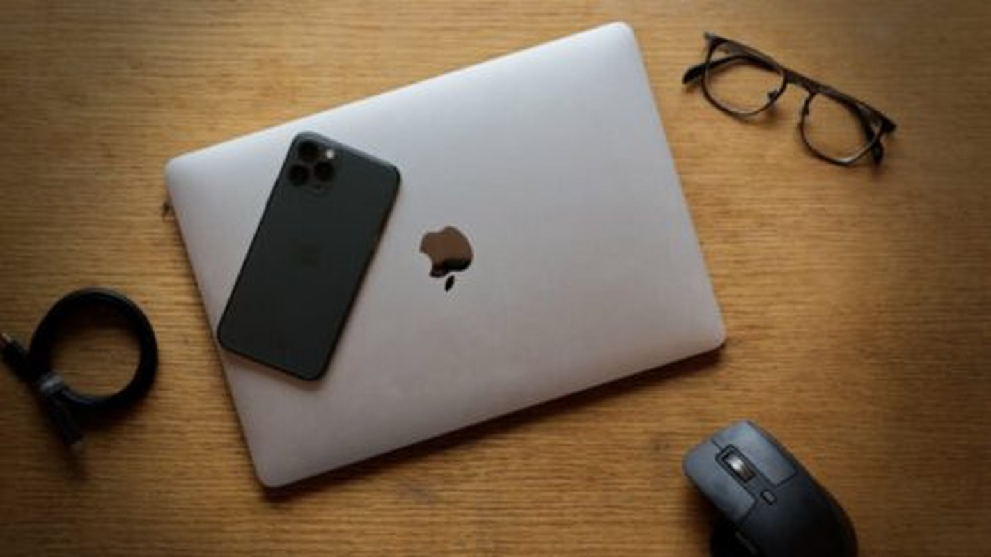 Vi sao Apple tung ban va khan cap lo hong iPhone?-Hinh-3