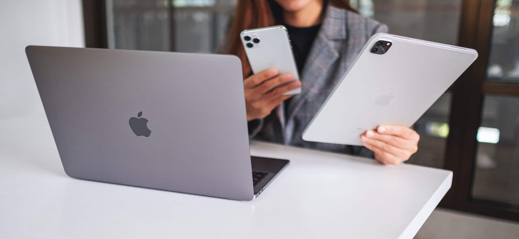 Vi sao Apple tung ban va khan cap lo hong iPhone?-Hinh-5