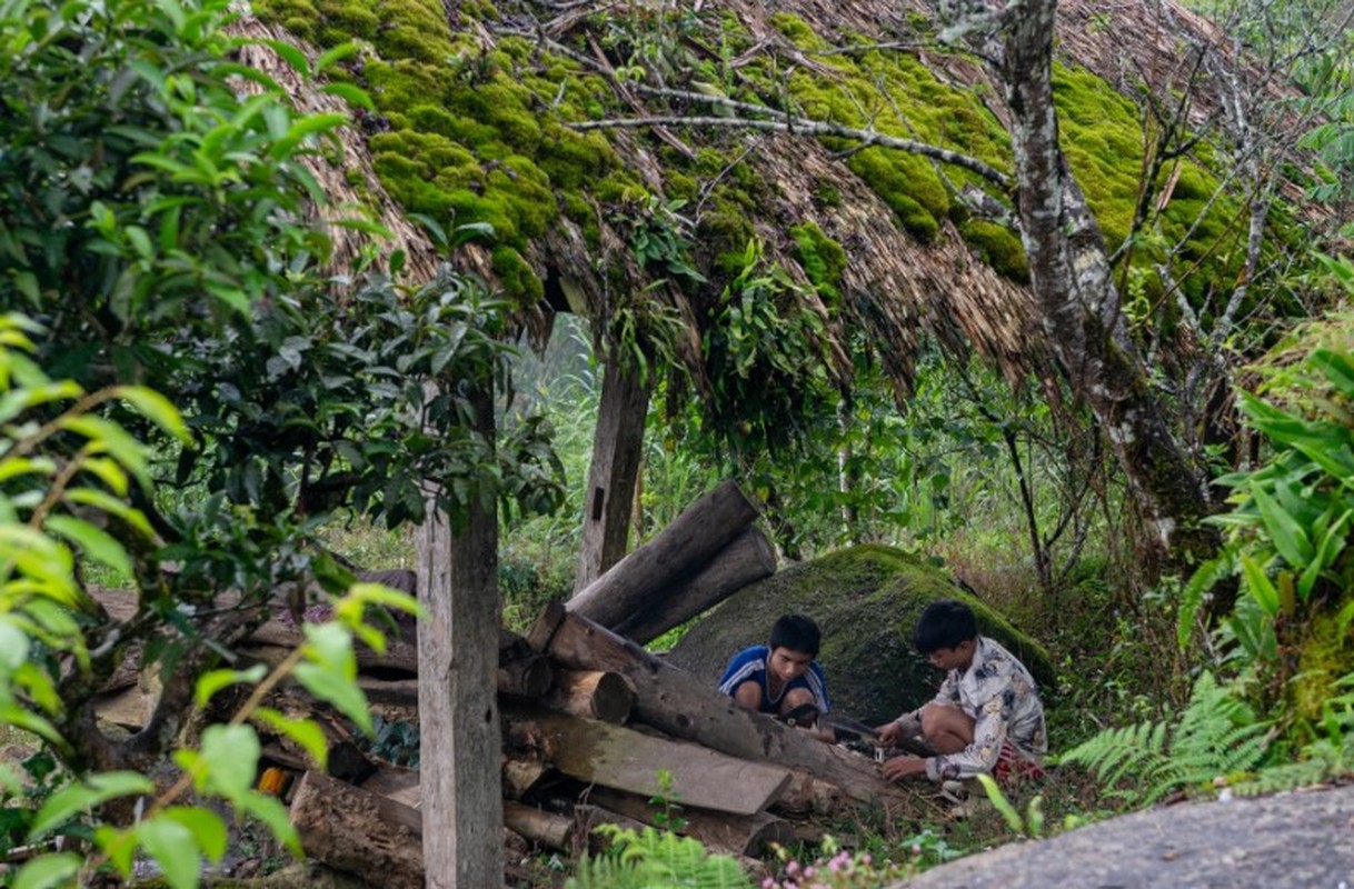 Ngoi lang co tich, ngoi phu reu xanh o Ha Giang-Hinh-6