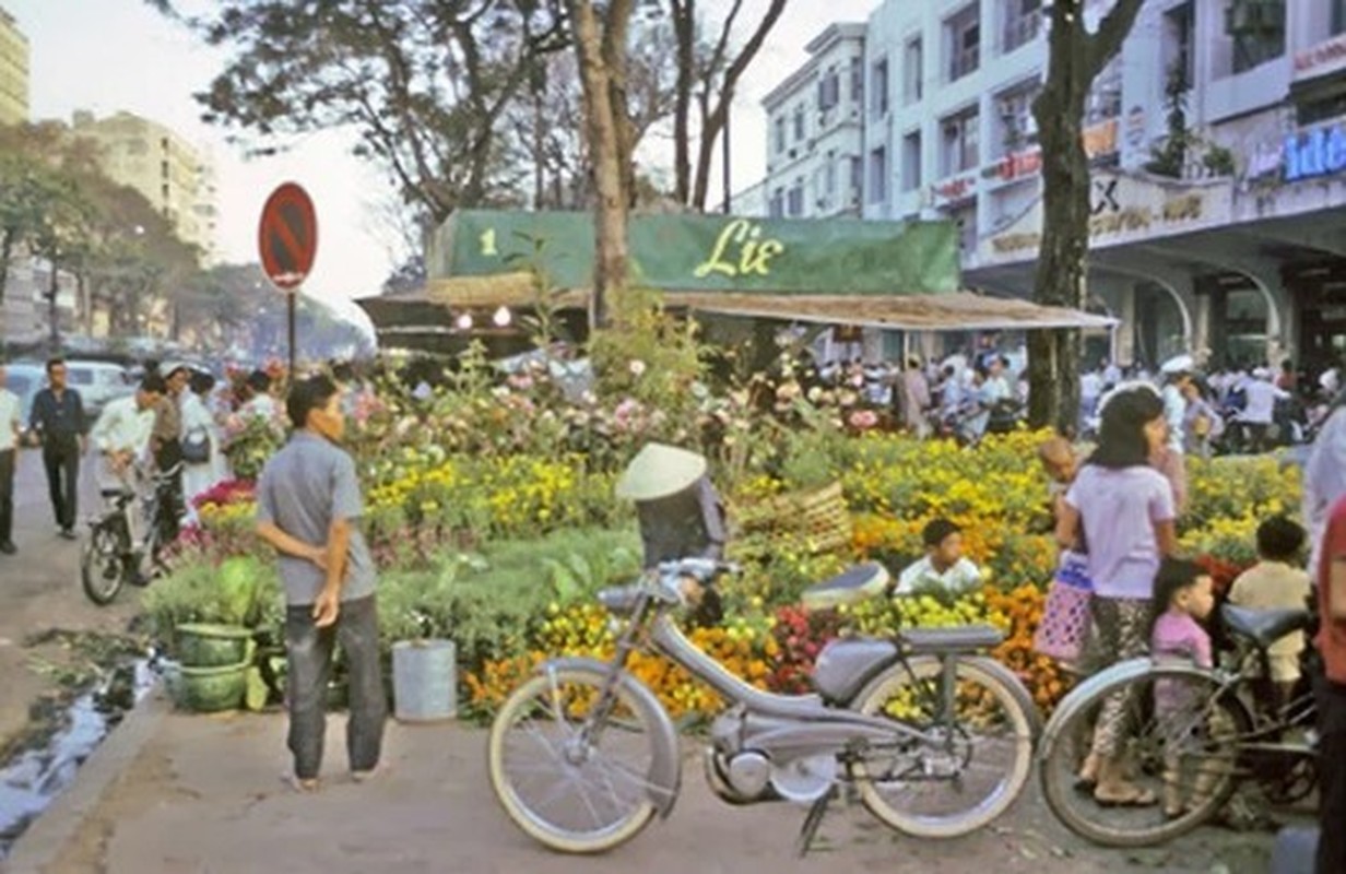 Ngam anh xua hiem co kho tim nguoi Viet ron rang don Tet-Hinh-8