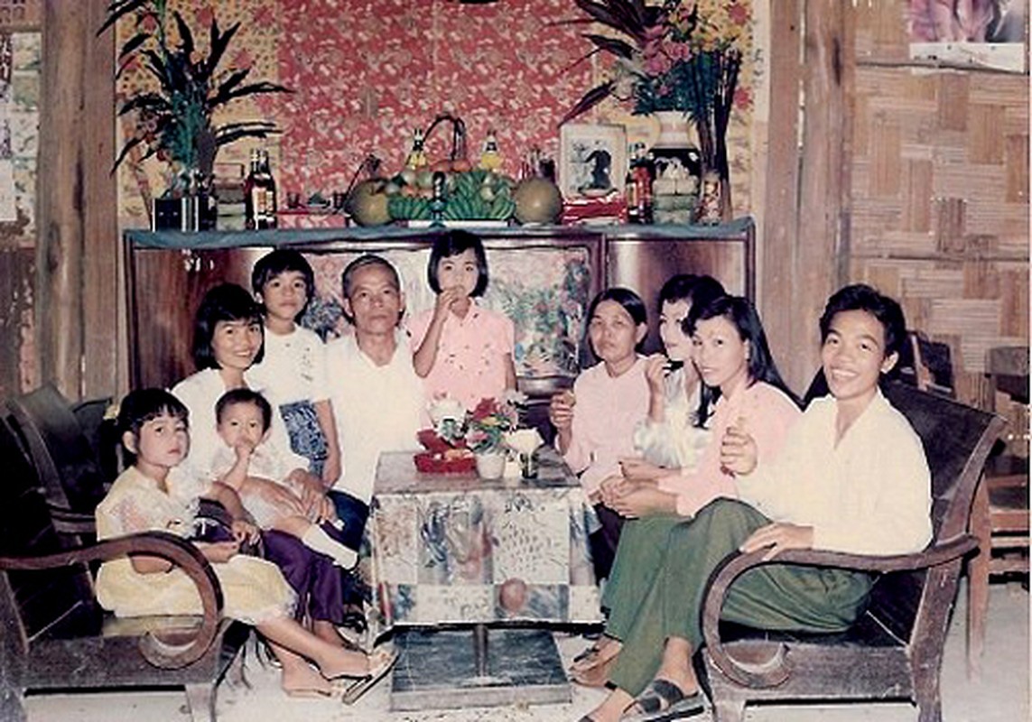 Anh gay thuong nho nguoi Viet don Tet Nguyen dan nhung nam 1990-Hinh-2
