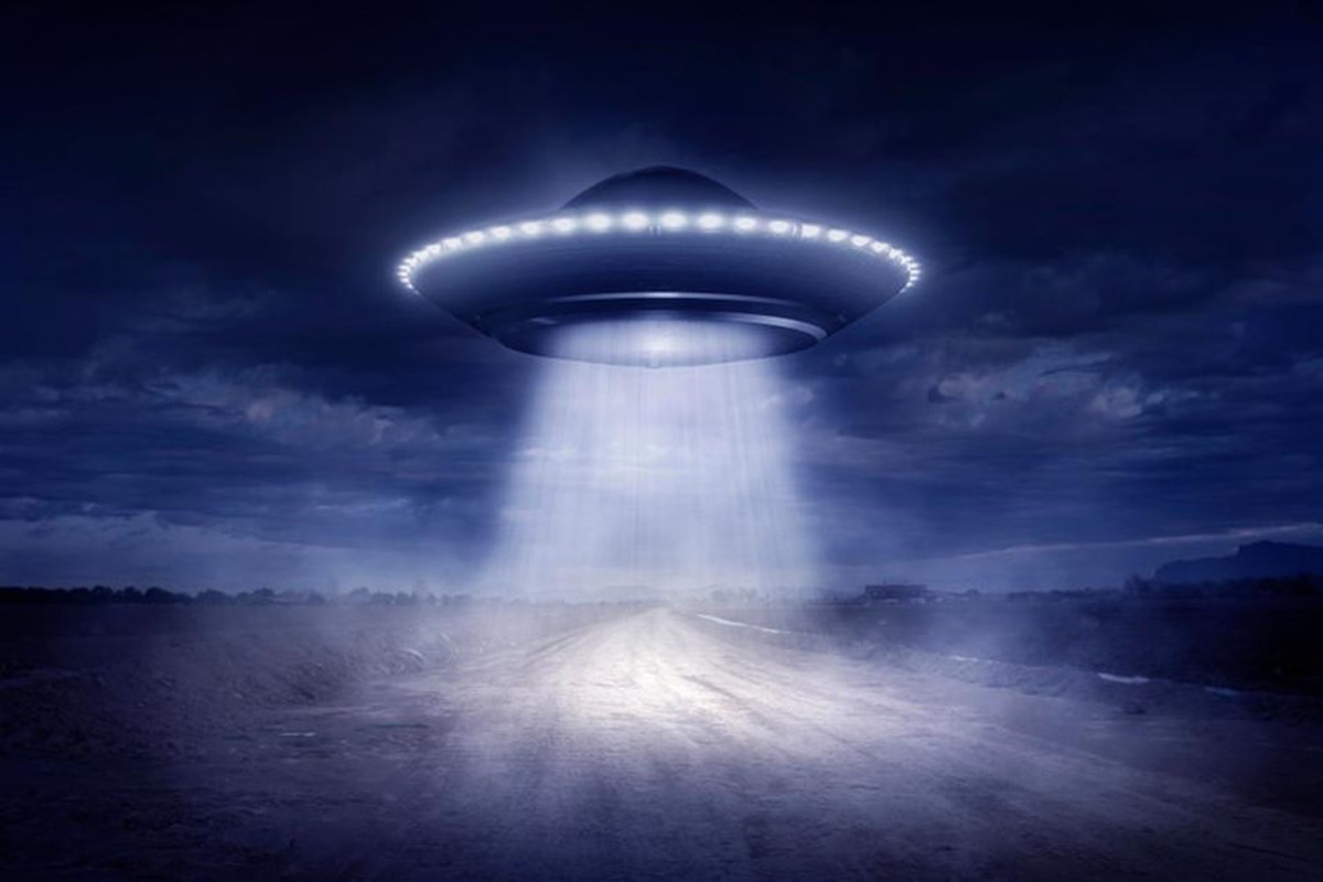View - 	Cựu giám đốc tình báo quốc gia tuyên bố Mỹ có bằng chứng về UFO