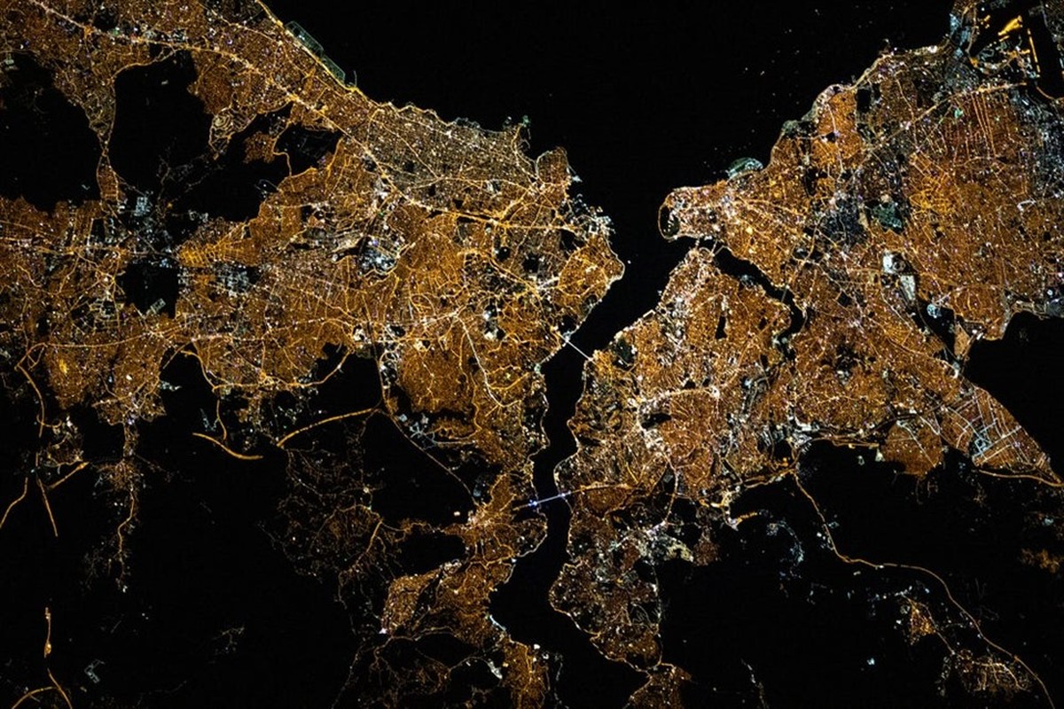View - 	Choáng ngợp hình ảnh Trái đất chụp từ ngoài vũ trụ