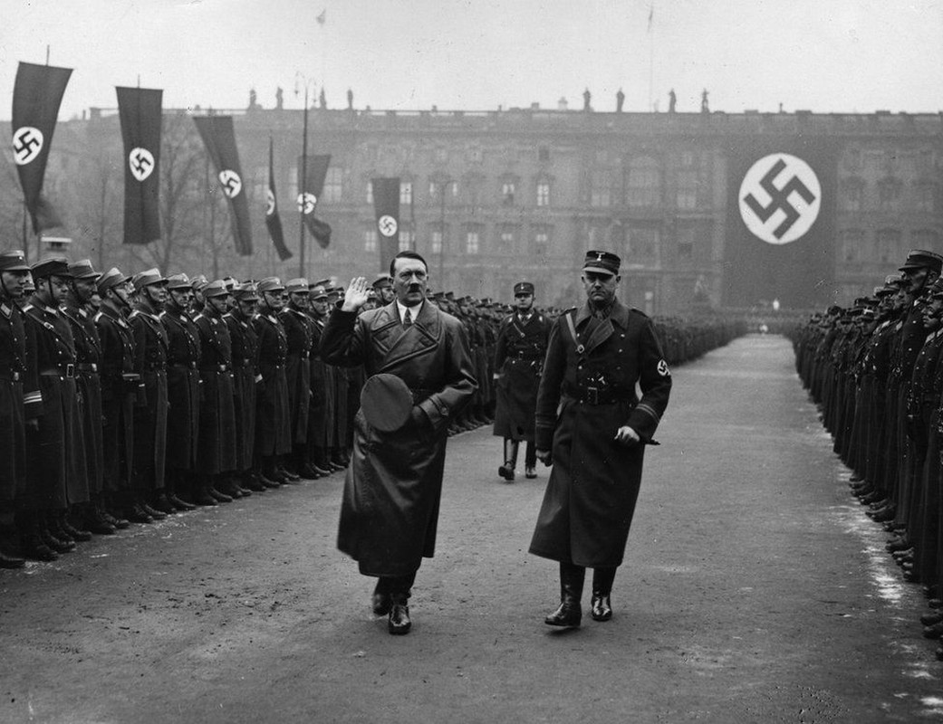 View - 	Trùm phát xít Hitler trang bị những thần dược nào cho binh sĩ Đức