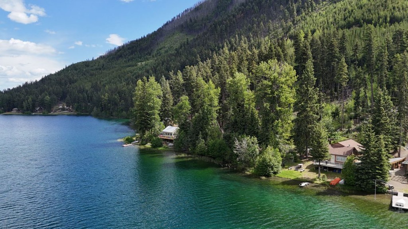 View - 	Dùng Google Maps, phát hiện cấu trúc lạ ở Canada