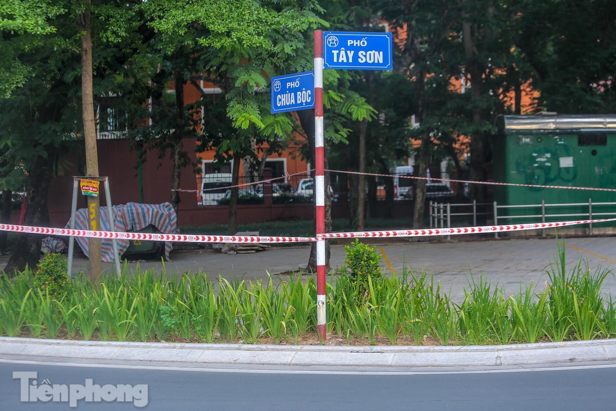 Ha Noi thoi “giang day”, duong pho vang bong nguoi-Hinh-20