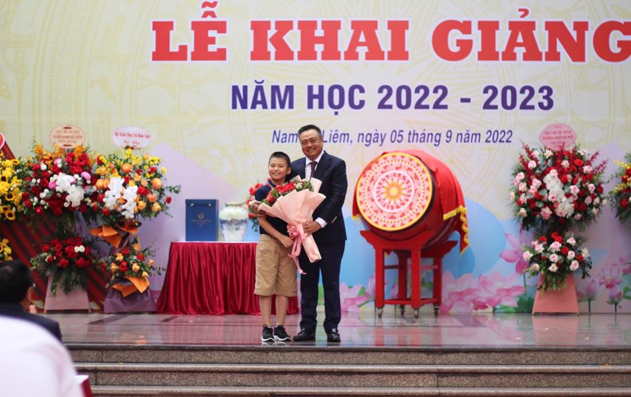 Thu tuong Pham Minh Chinh danh trong Khai giang nam hoc moi 2022-Hinh-9