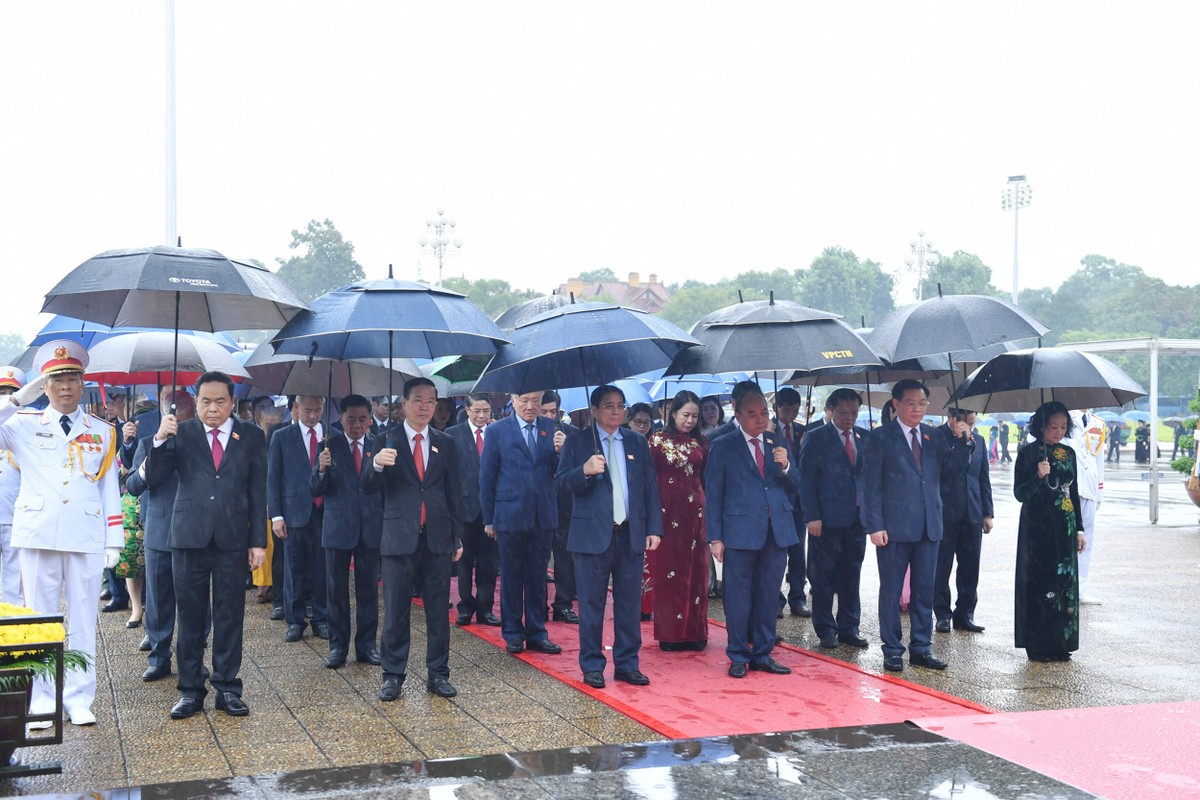 Lanh dao Dang, Nha nuoc va cac DBQH vieng Lang Chu tich Ho Chi Minh-Hinh-5