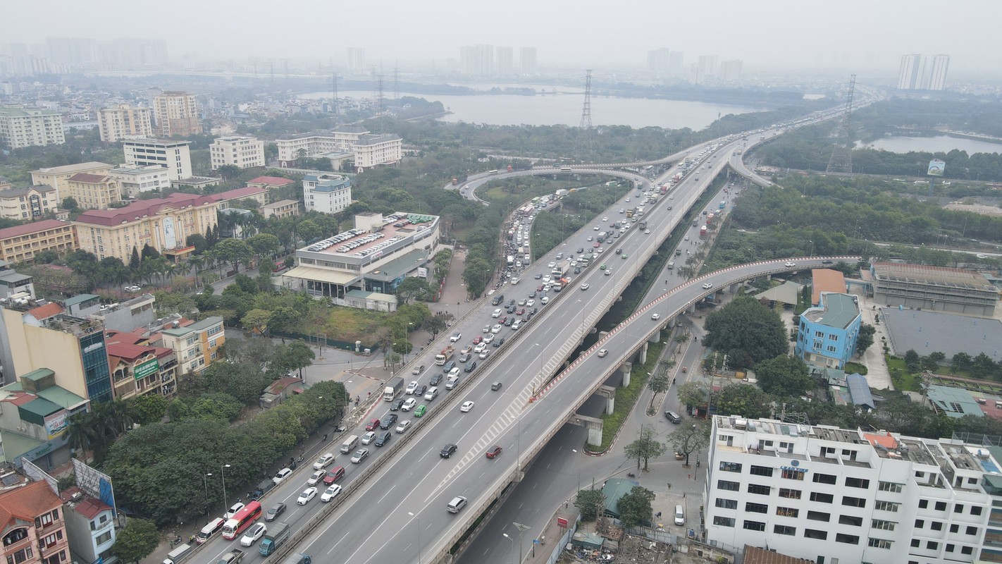 Ngan ngam giao thong Ha Noi un u khi nguoi dan do ve Ha Noi-Hinh-16