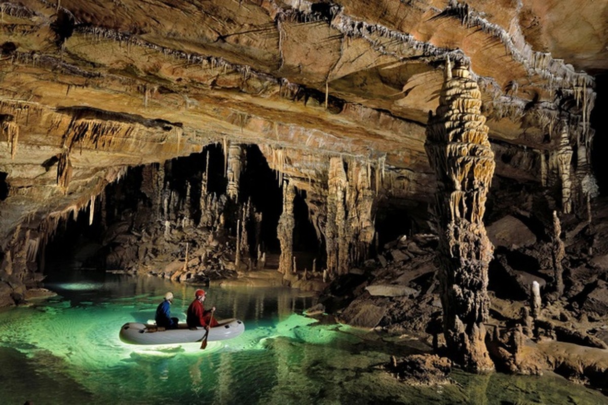 Son Doong dung thu 3 trong 10 hang ngam dep nhat tren the gioi-Hinh-4