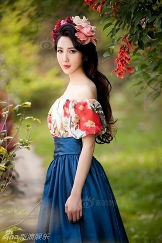 Anh chi tiet qua trinh chuyen gioi cua nguoi mau xinh dep-Hinh-7