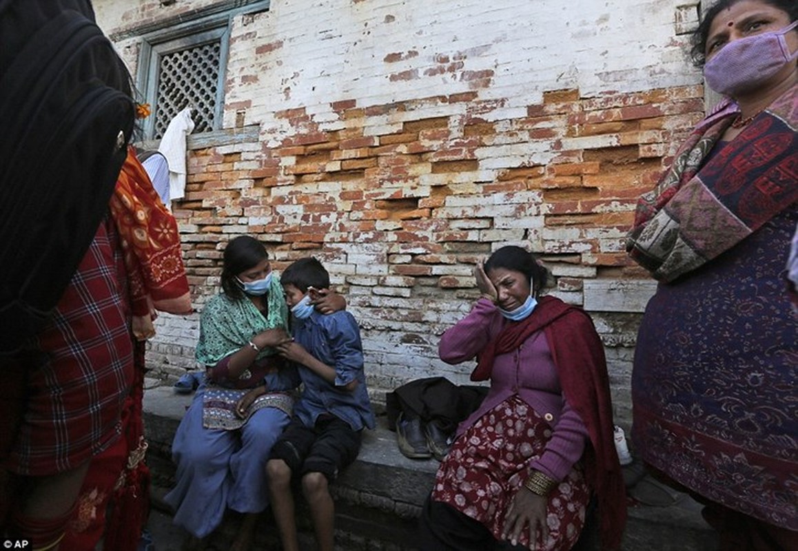 Khong du cho thieu xac nan nhan dong dat o Nepal-Hinh-8