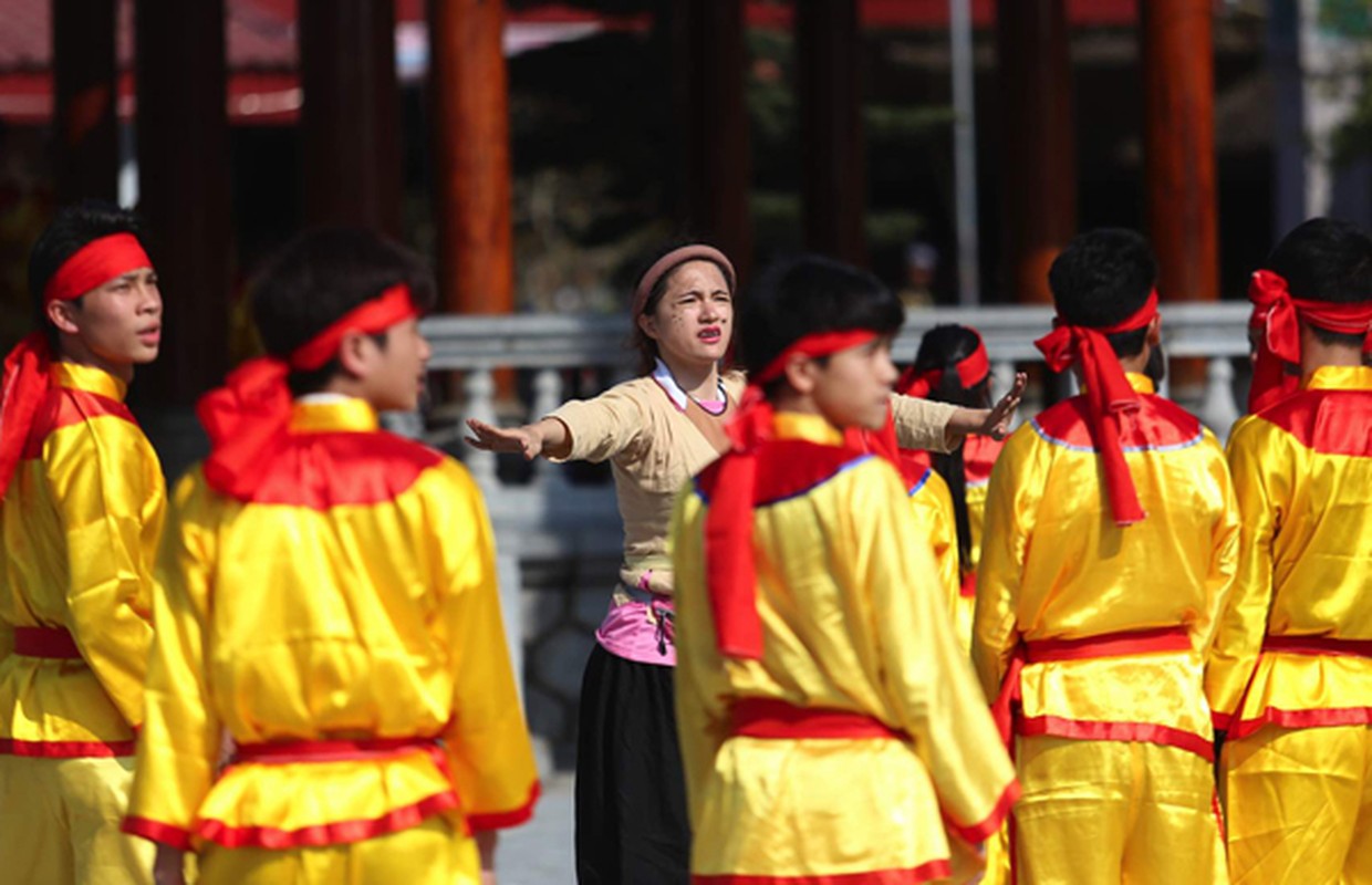 Chet cuoi voi tao hinh kho do cua Huong Giang Idol-Hinh-7