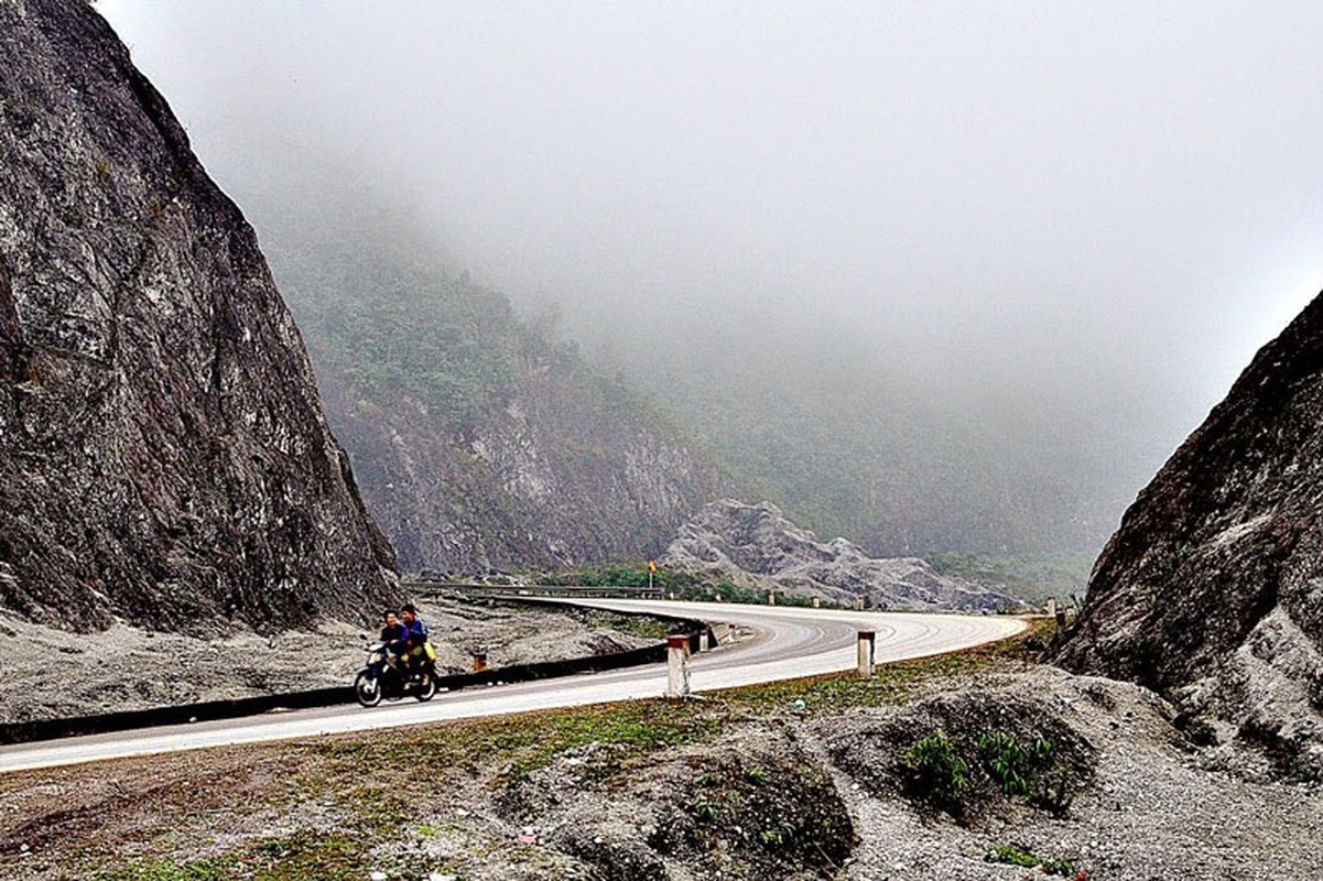 Rung minh khuc cua tu than tai deo Thung Khe, Hoa Binh-Hinh-6