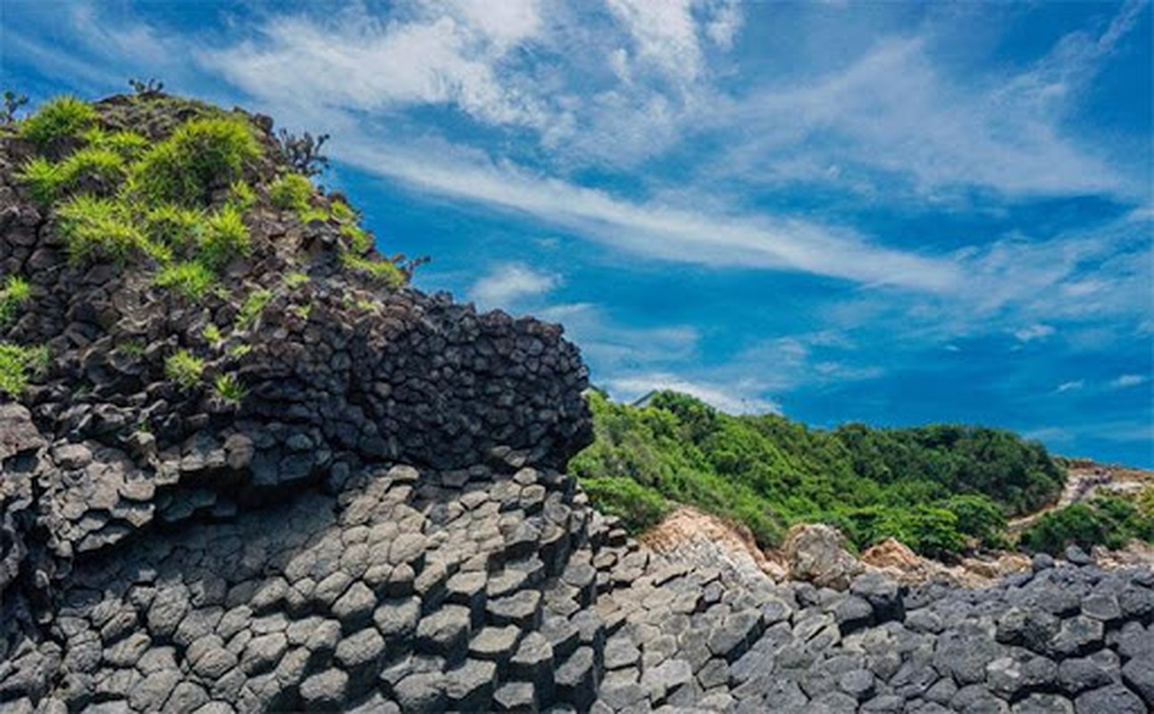 Kinh ngac bai da huyen bi o ghenh Da Dia, Phu Yen-Hinh-6