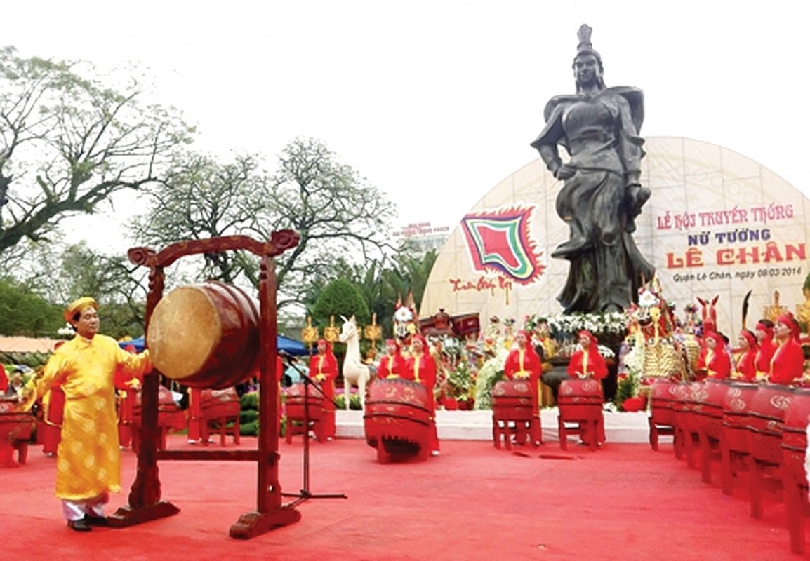 Le Chan, tu nu tuong oai hung den cai chet lam liet-Hinh-13