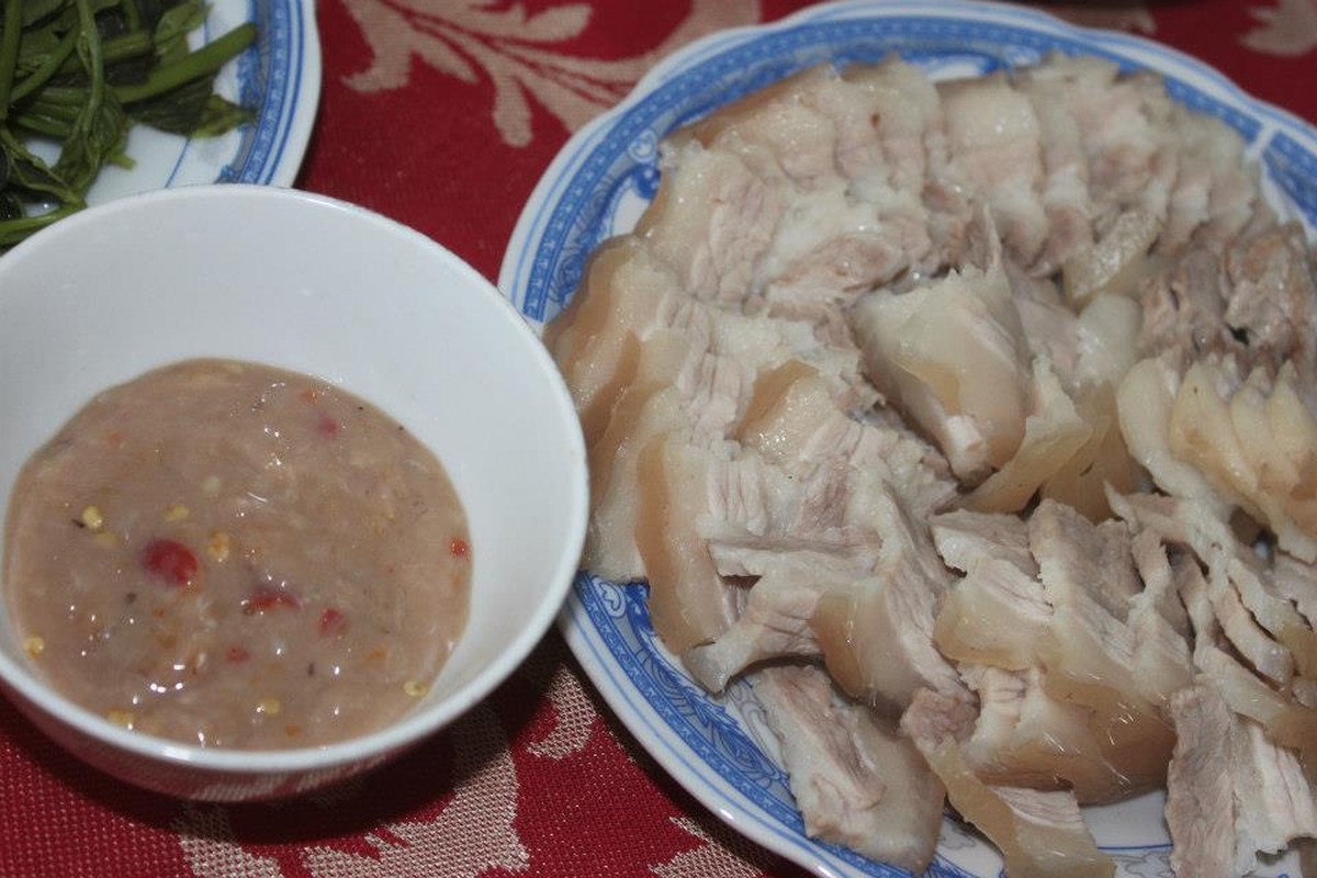 View - 	Bữa cơm người xứ Nẫu - Phú Yên đãi khách