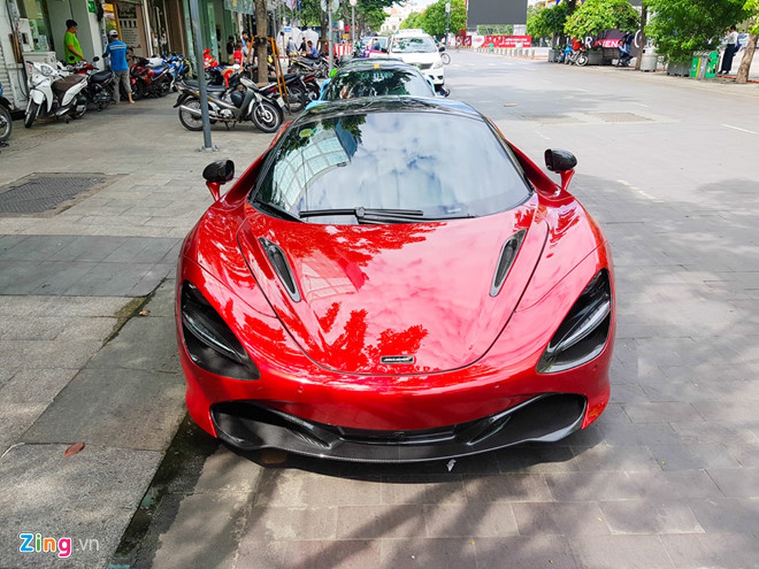 McLaren 720S dep long lanh xuong pho Sai Gon-Hinh-2