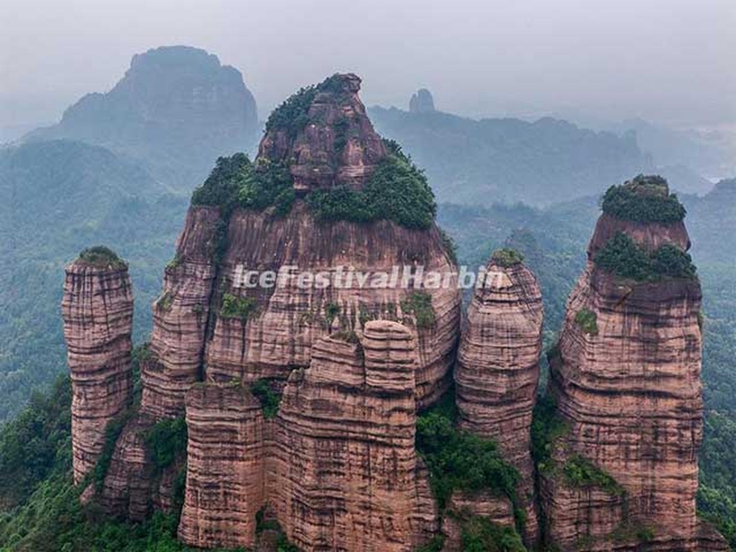 Danh thang “nhay cam” nhat Trung Quoc, chi em do mat nhin