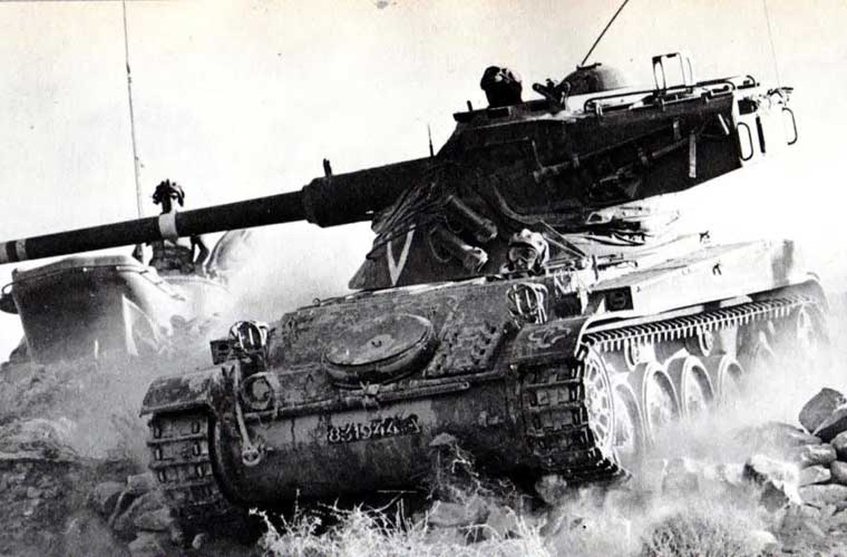 Vi sao Viet Nam so huu xe tang AMX-13 cua Phap?-Hinh-11