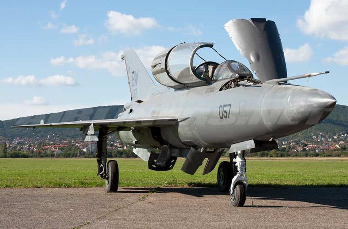 La lam tiem kich MiG-21 trong lot chien dau co My-Hinh-6