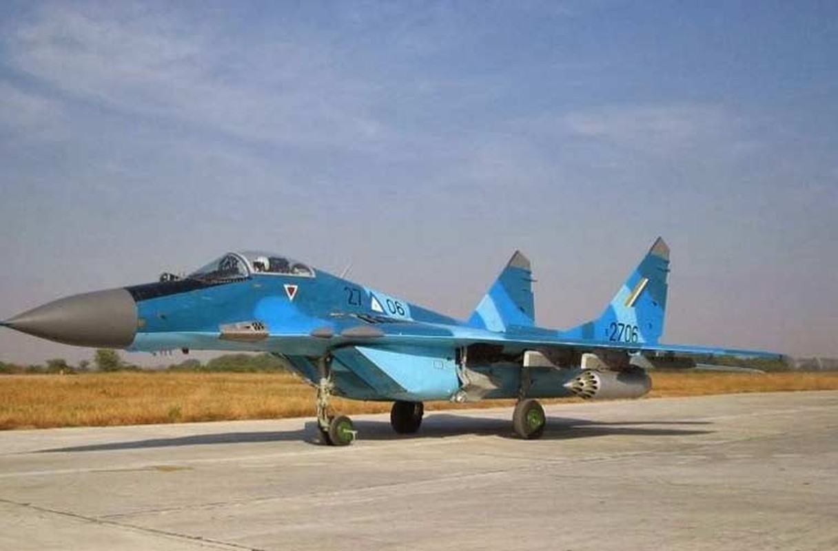 Tan mat tiem kich MiG-29 hien dai nhat Myanmar-Hinh-3