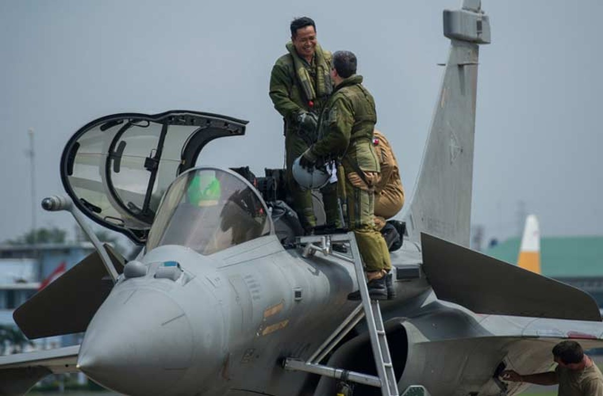 Anh QS an tuong tuan: Su-30MK2 Viet Nam nem bom-Hinh-6