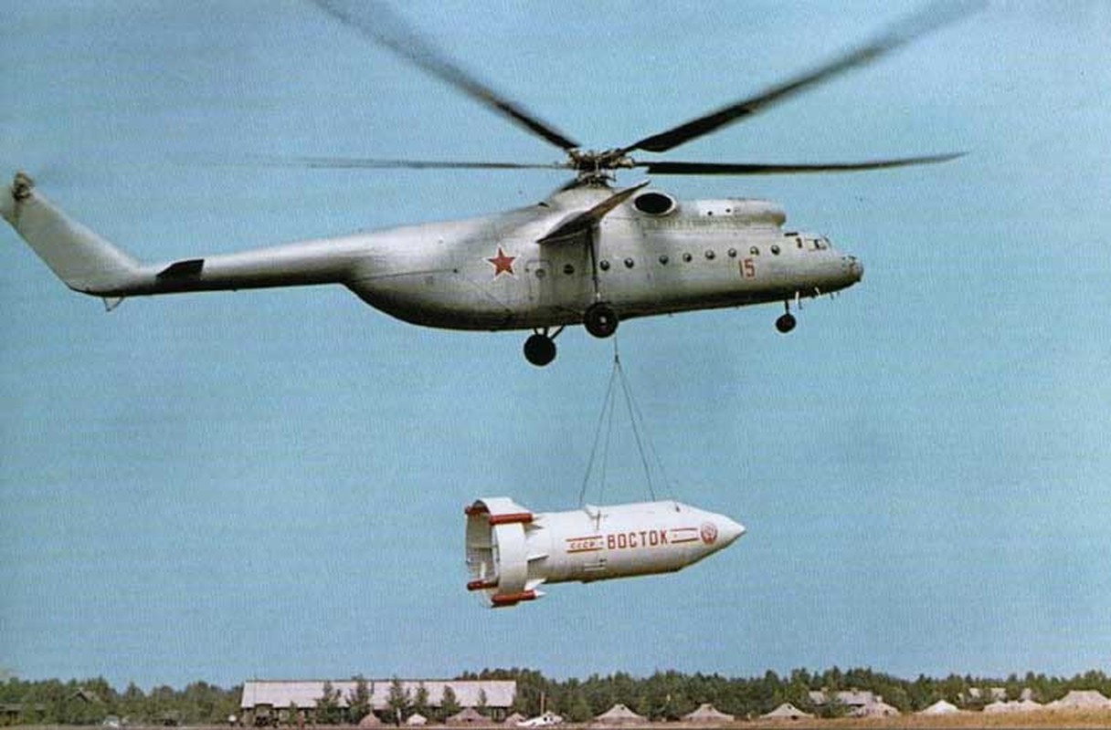 Tan mat ben trong truc thang khong lo Mi-6 cua Viet Nam-Hinh-2