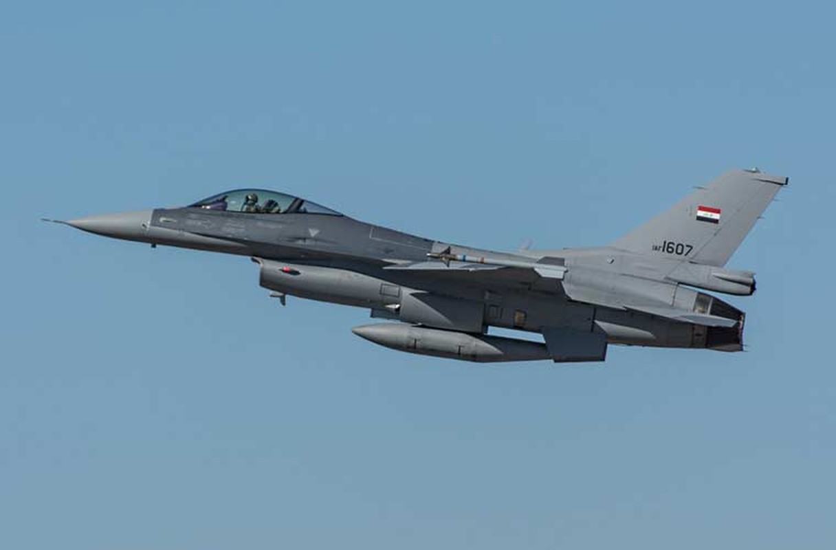 Tiem kich F-16IQ da ve toi Iraq, tham chien chong IS-Hinh-3