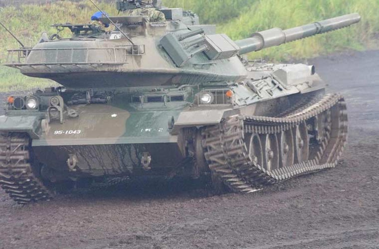 Xe tang Type 74 Nhat Ban dut xich trong tap tran-Hinh-6