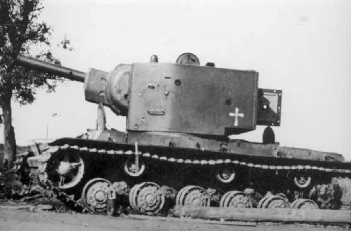 Tai sao mot xe tang KV-2 “khoa” duoc ca su doan phat xit?-Hinh-8