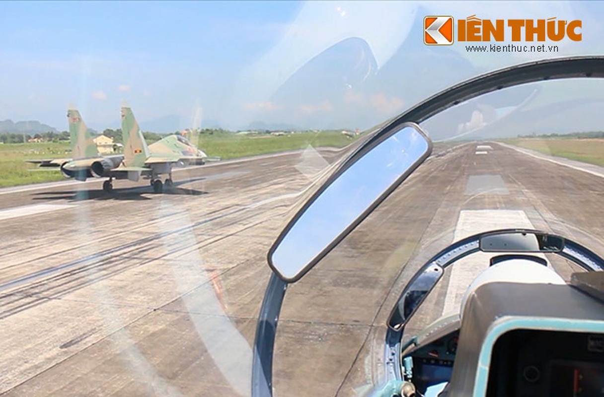 Chuyen bay tiem kich Su-30MK2 Viet Nam dien ra the nao?-Hinh-8