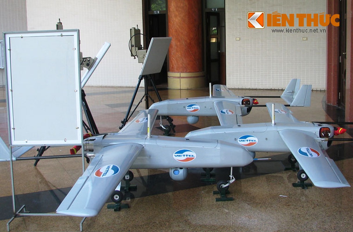 Nhin gan UAV trinh sat hien dai Viettel che tao-Hinh-2