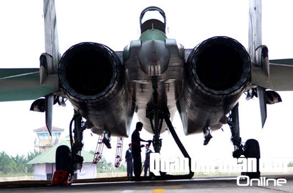 Anh QS an tuong tuan: Su-34 nem sieu bom danh IS-Hinh-5