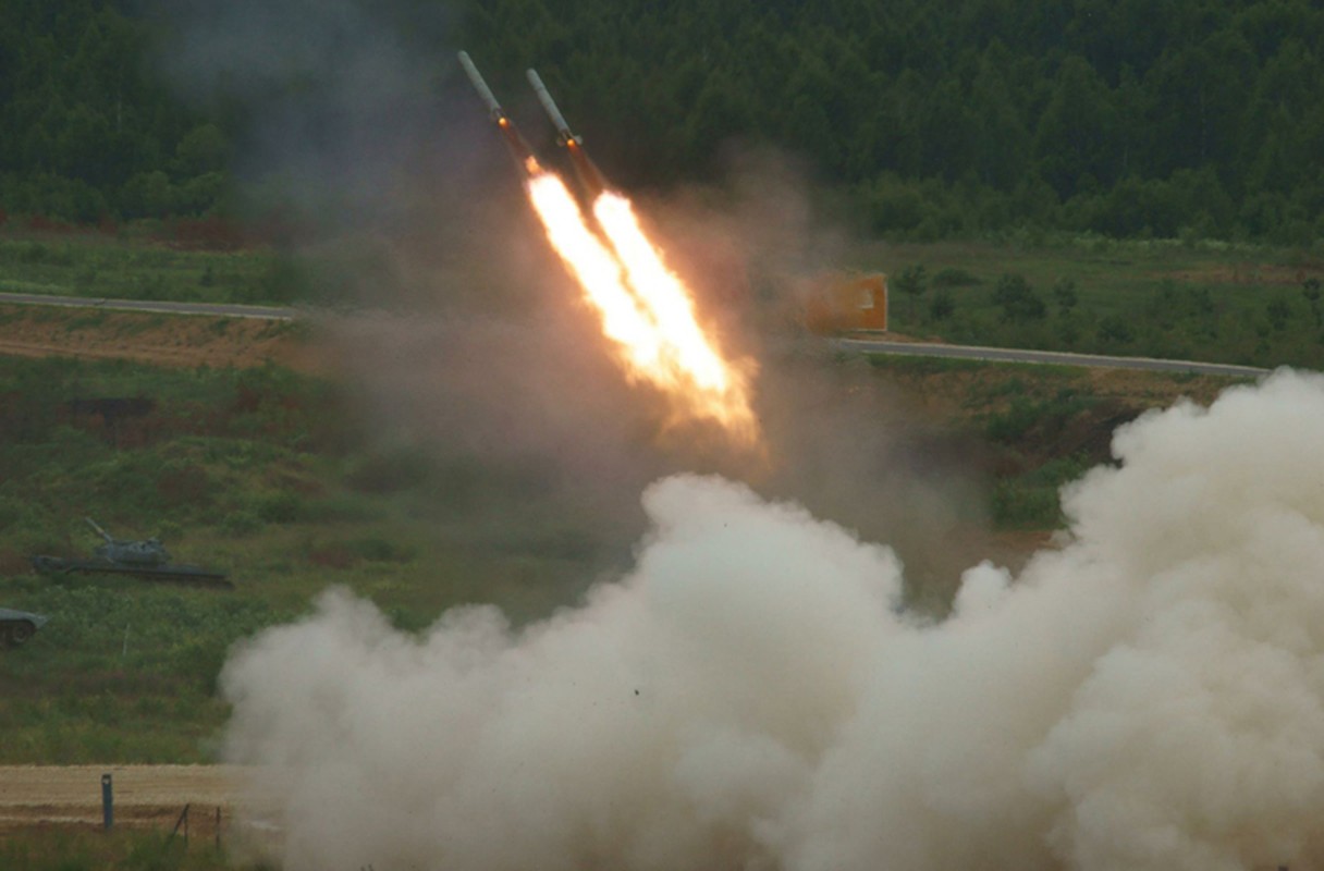 Sieu phao TOS-1A toi Syria, phien quan IS “mat hon”-Hinh-9