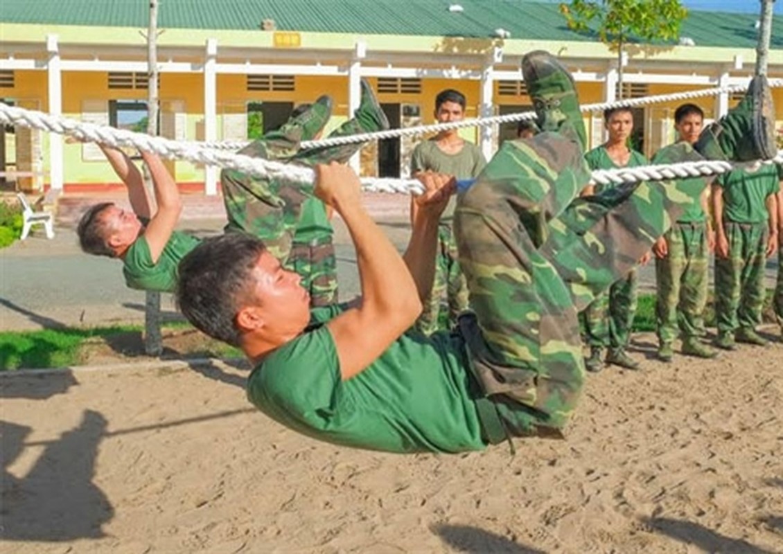 Chiem nguong noi ren luyen the luc cua QDND Viet Nam-Hinh-11