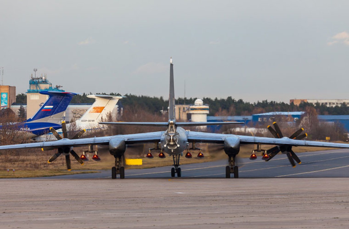 May bay Tu-95MS Nga co the phong ten lua huy diet IS?-Hinh-4