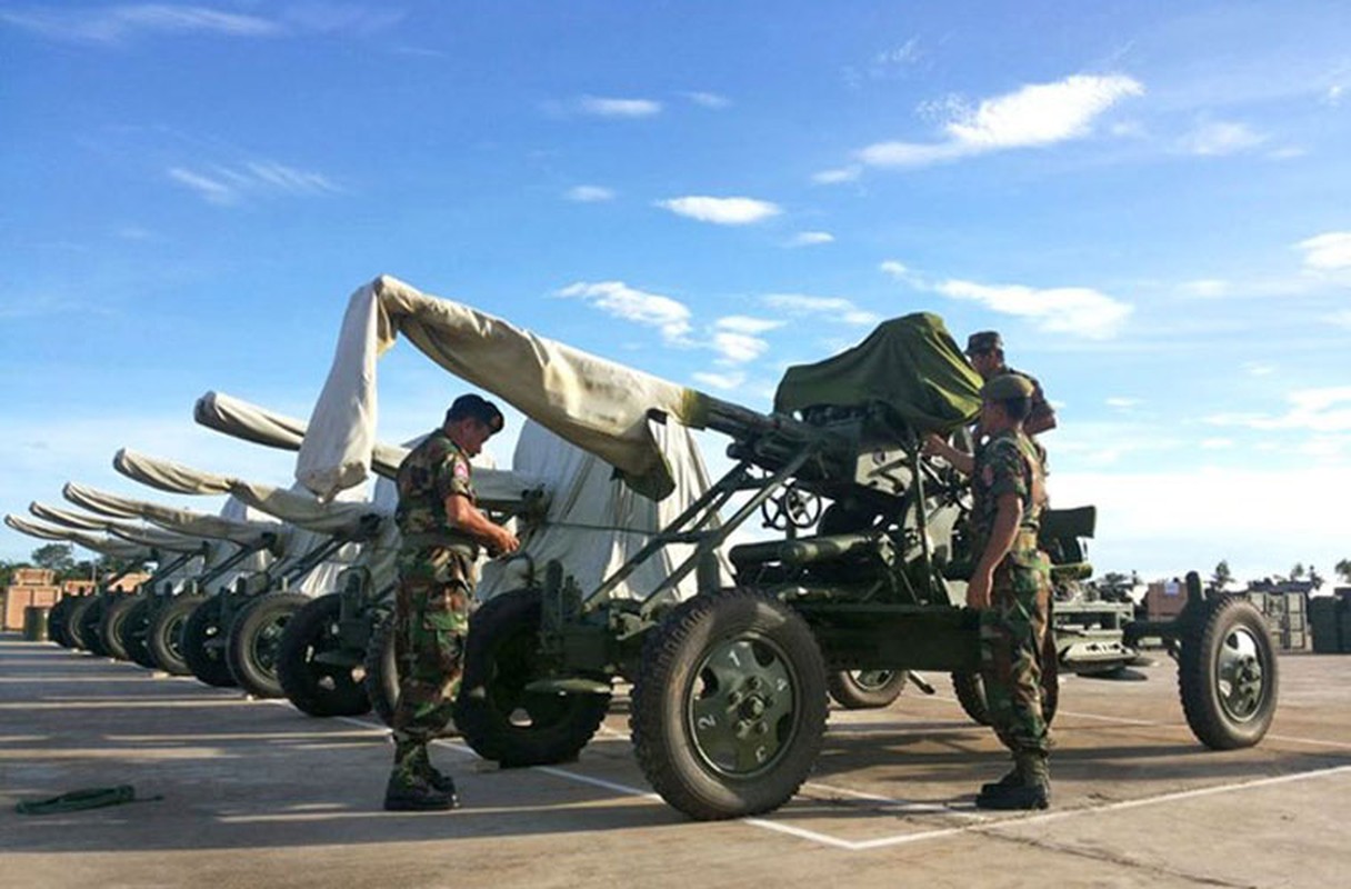 Tuong tan ten lua vac vai FN-6 Campuchia mua cua TQ-Hinh-8