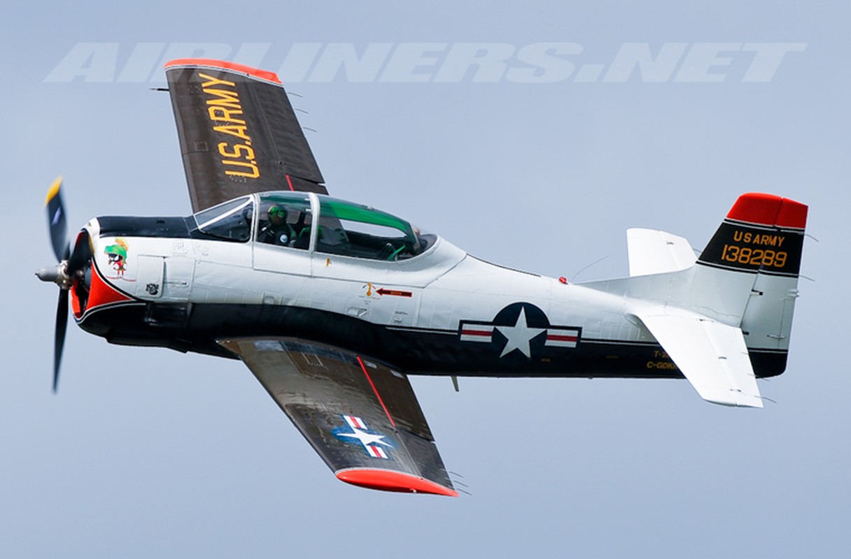 Tim hieu “chien dau co” T-28 cua KQND Viet Nam-Hinh-10