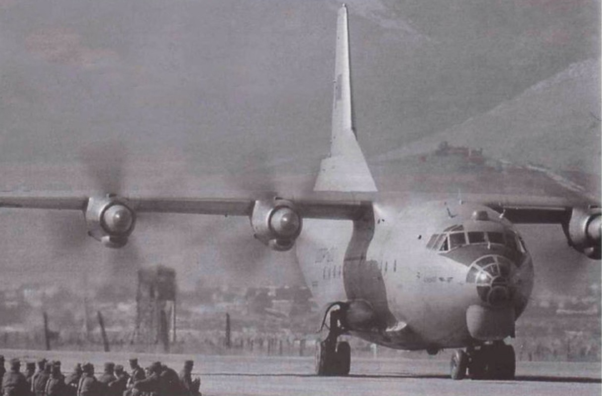 Lan dau he mo “ngua tho bay” dua MiG-21 toi Viet Nam-Hinh-3