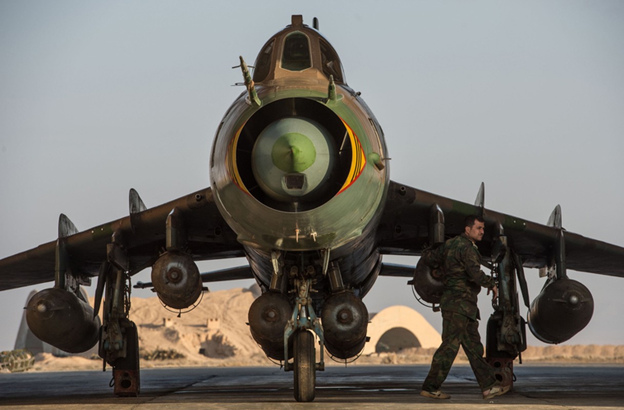 Muc kich Su-22M4 Syria dem bom huy diet lon danh IS-Hinh-2